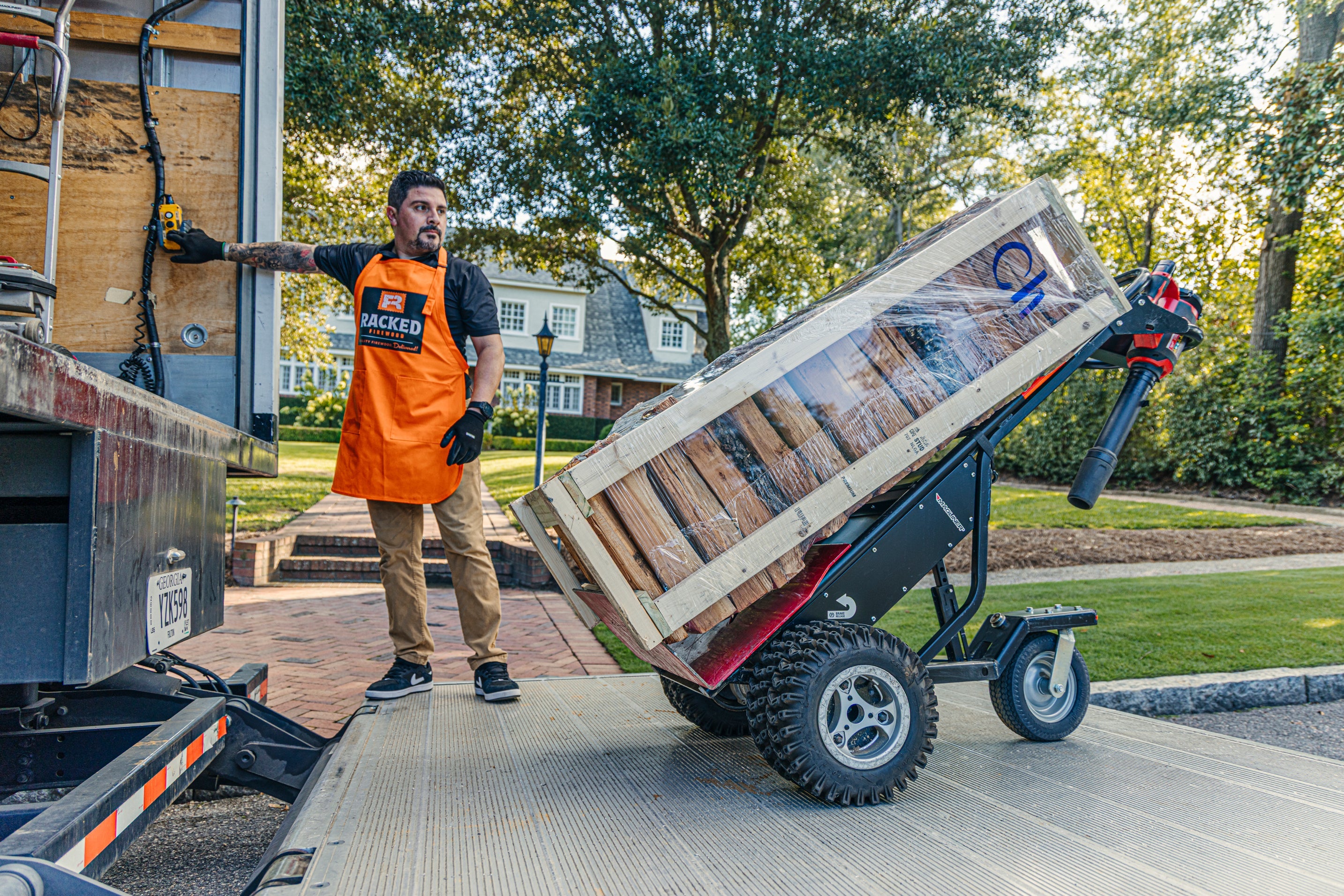 Firewood Delivery in Alpharetta, GA: What to Order and Why It Matters